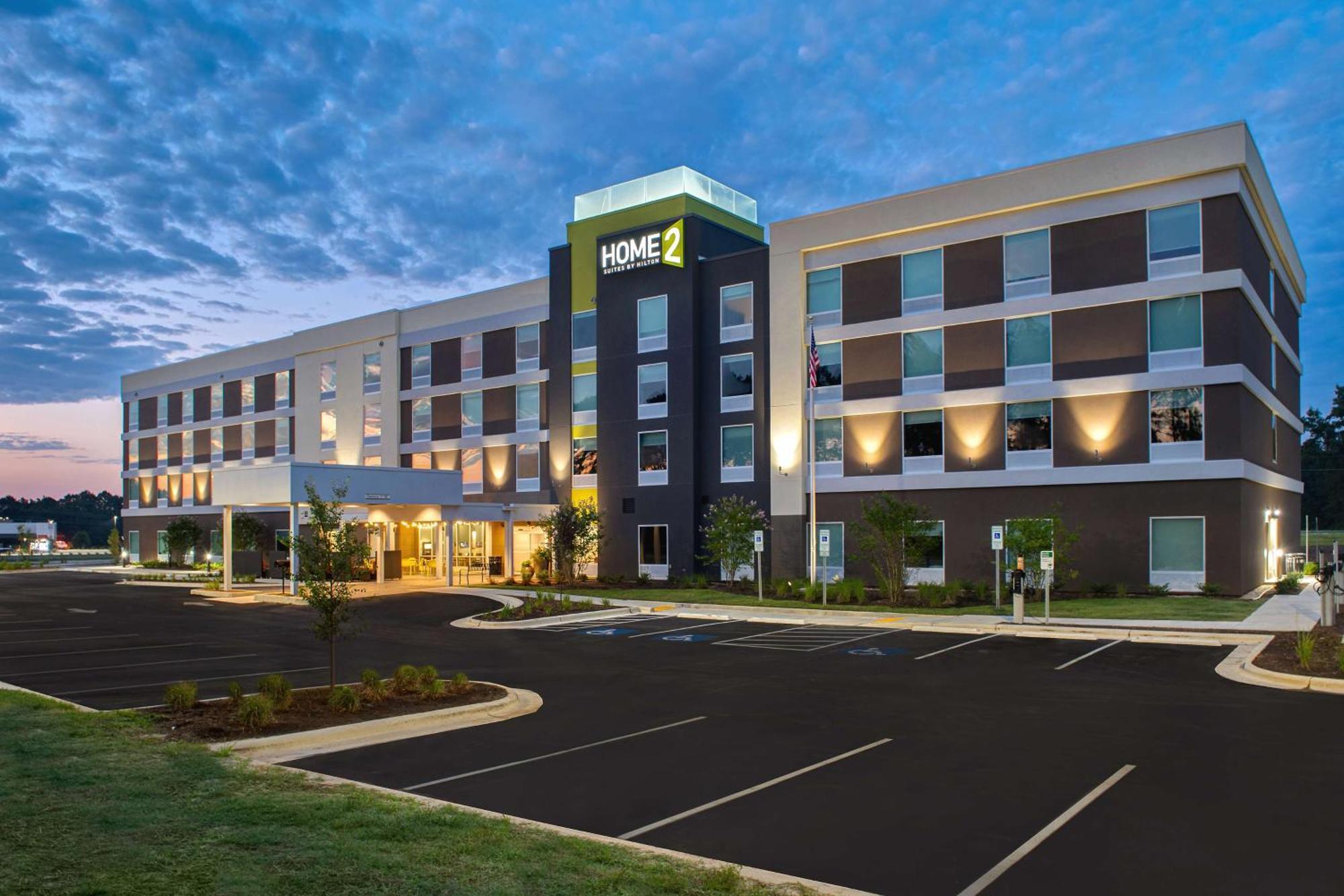 Home2 Suites By Hilton Fayetteville North Eksteriør bilde
