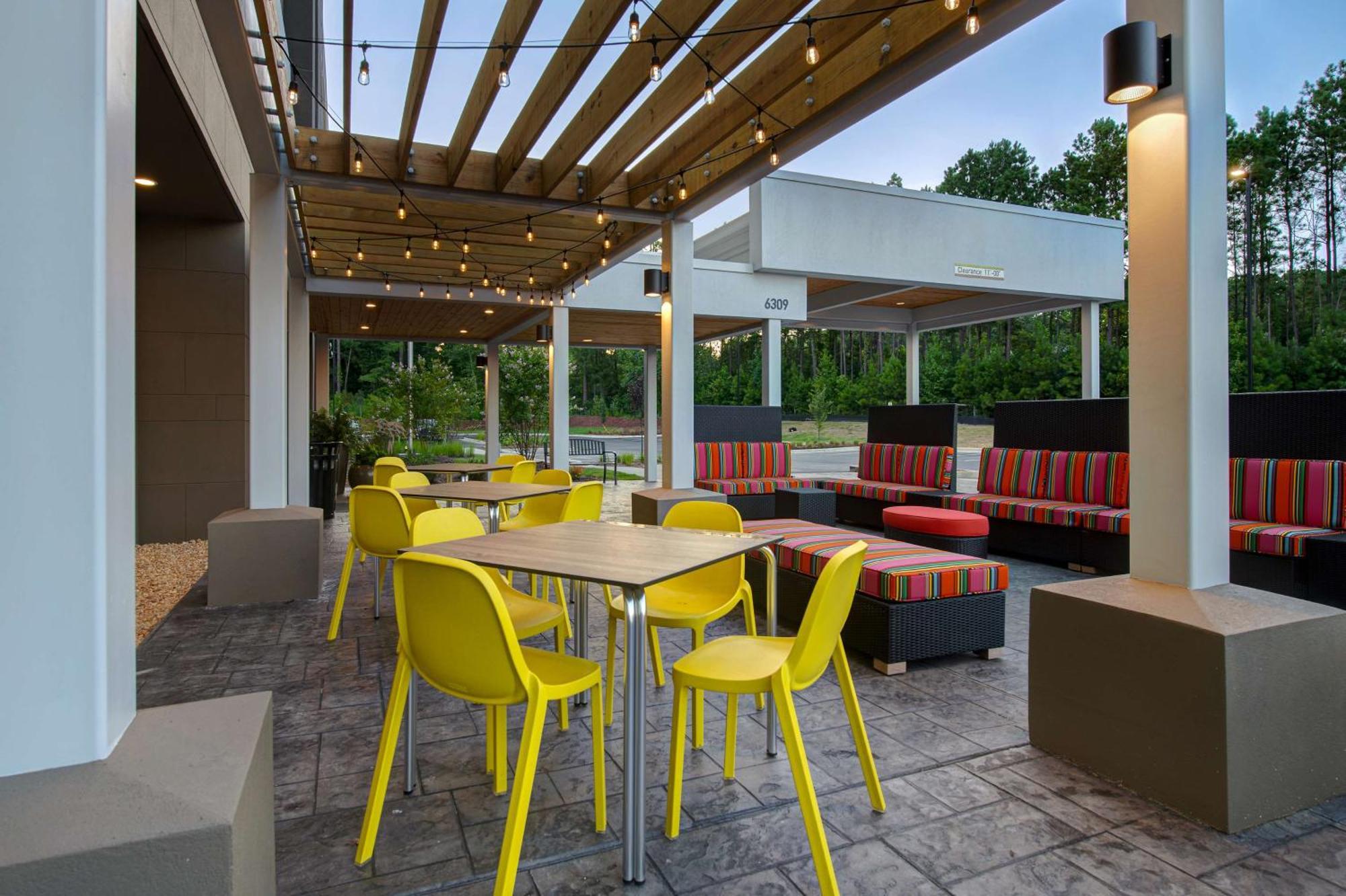 Home2 Suites By Hilton Fayetteville North Eksteriør bilde