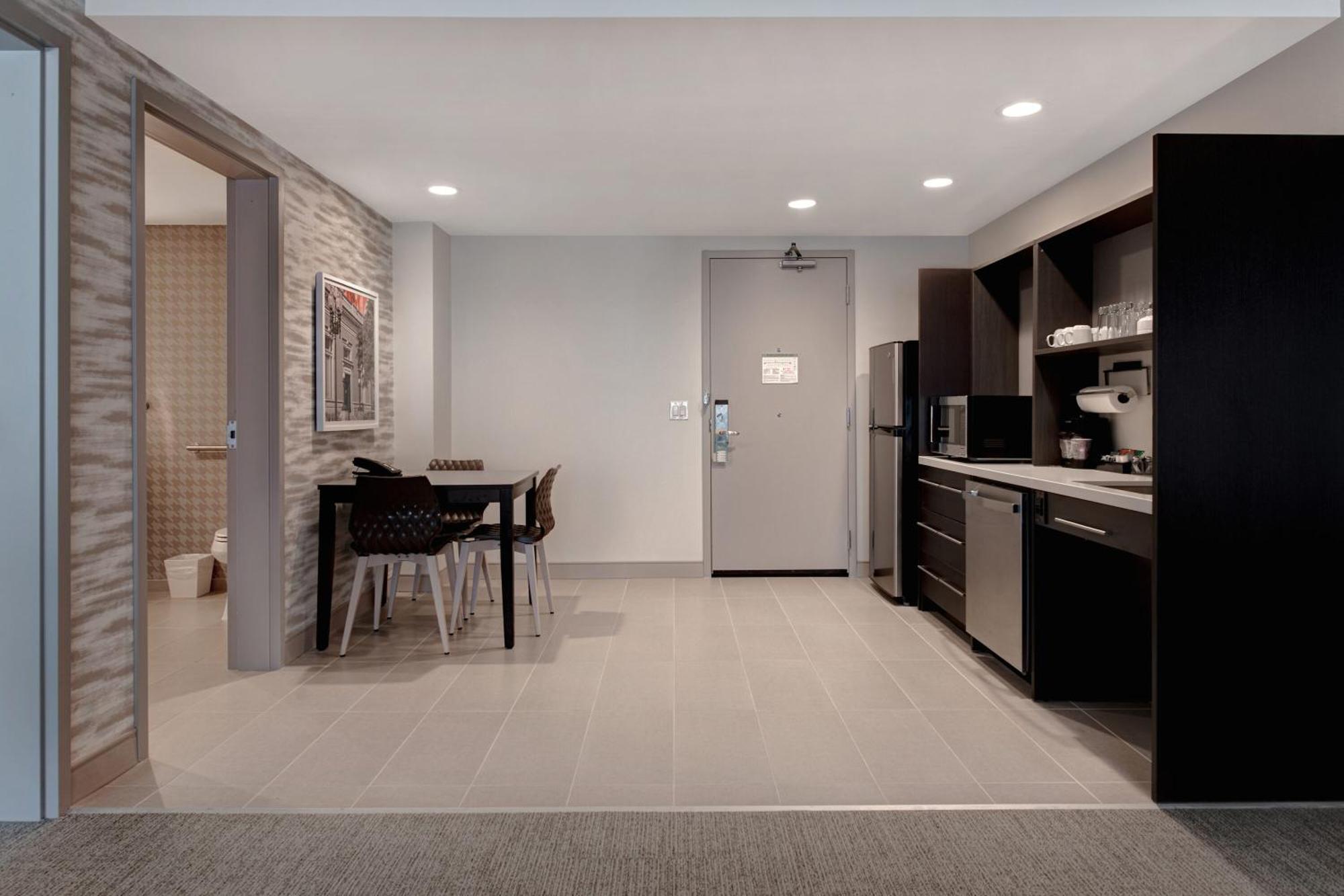 Home2 Suites By Hilton Fayetteville North Eksteriør bilde